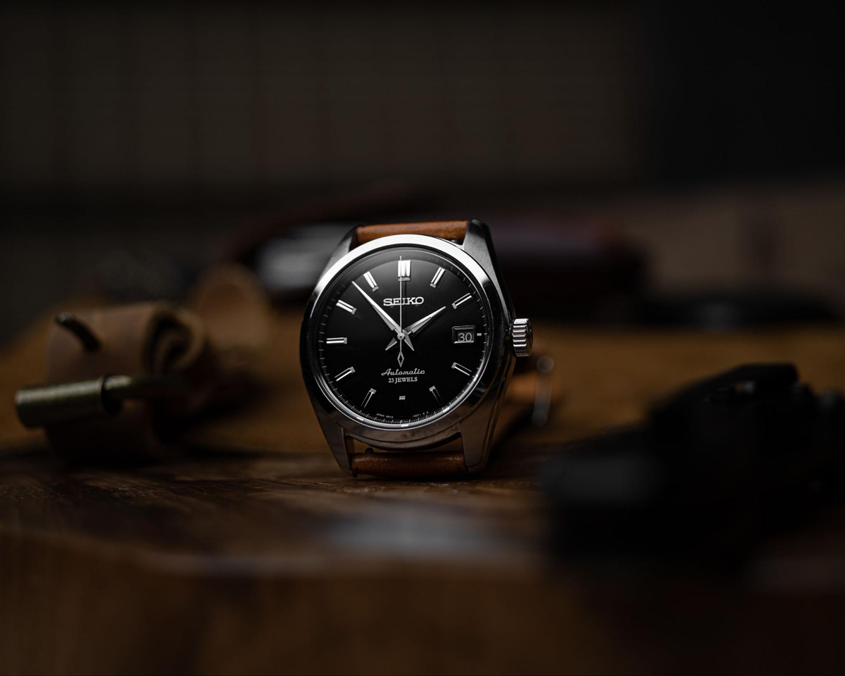 photo of watch taken under a dim night light