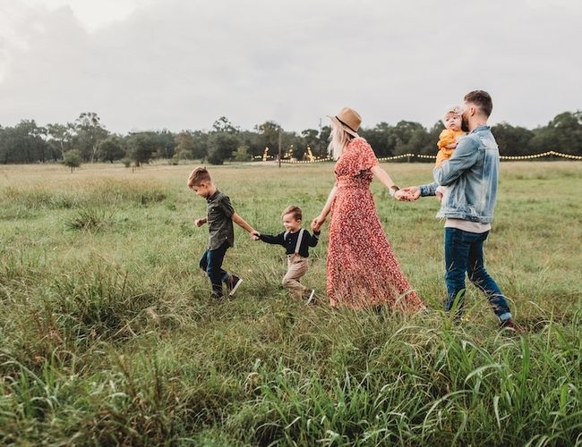 Family photography composition